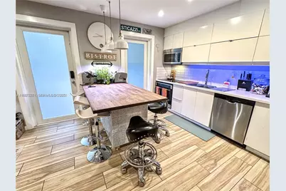 1115 Meridian Ave #Townhouse, Miami Beach, FL 33139 - Photo 4