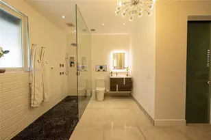 9895 NW 28th Terrace, Doral, FL 33172 - Photo 14