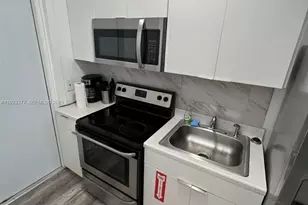 736 NW 15th Terrace, Fort Lauderdale, FL 33311 - Photo 6