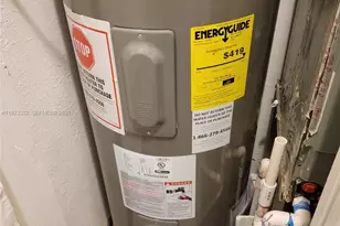 2530 NW 17th St, Fort Lauderdale, FL 33311 - Photo 10