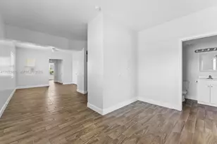 56 W 12th St, Riviera Beach, FL 33404 - Photo 12