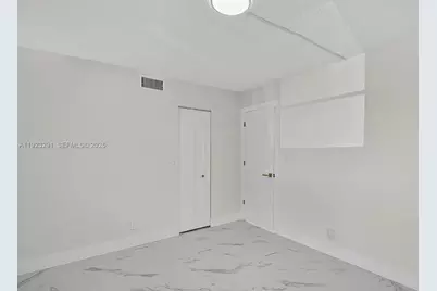 201 SE 11th Ter #102, Dania Beach, FL 33004 - Photo 10