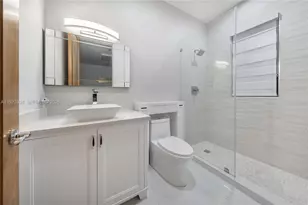 12401 SW 45th St, Miami, FL 33175 - Photo 38