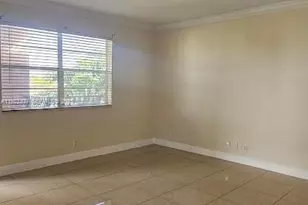 110 SE 2nd St, Hallandale Beach, FL 33009 - Photo 8