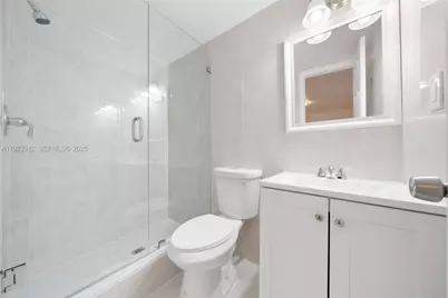 1151 NW 81st Ave, Pembroke Pines, FL 33024 - Photo 12