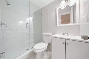 1151 NW 81st Ave, Pembroke Pines, FL 33024 - Photo 12