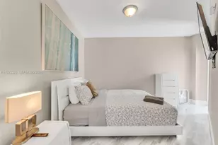 3901 S Ocean Dr, Hollywood, FL 33019 - Photo 14