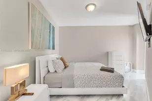 3901 S Ocean Dr, Hollywood, FL 33019 - Photo 14