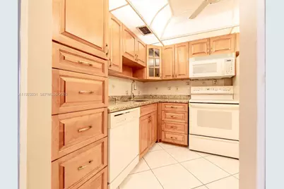 6600 Cypress Rd #406, Plantation, FL 33317 - Photo 4