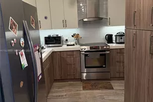 5750 Collins Ave, Miami Beach, FL 33140 - Photo 14