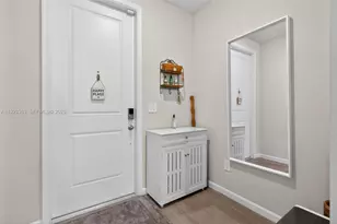 5746 SE Edgewater Cir, Stuart, FL 34997 - Photo 4