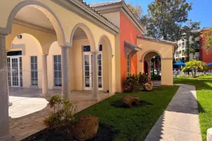 8290 Lake Dr, Doral, FL 33166 - Photo 16