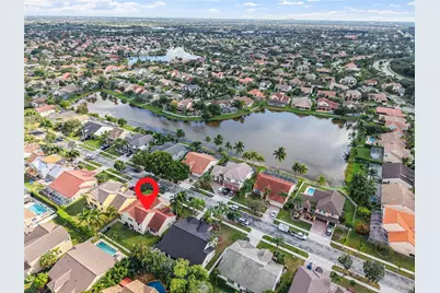 19427 NW 13th St, Pembroke Pines, FL 33029 - Photo 44