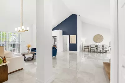 19427 NW 13th St, Pembroke Pines, FL 33029 - Photo 10