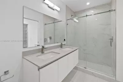 101 Diplomat Pkwy #2402, Hallandale Beach, FL 33009 - Photo 26