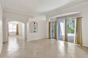345 SW 188th Ave, Pembroke Pines, FL 33029 - Photo 8