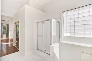 345 SW 188th Ave, Pembroke Pines, FL 33029 - Photo 24