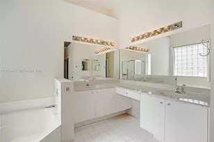 345 SW 188th Ave, Pembroke Pines, FL 33029 - Photo 22