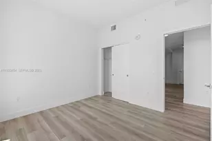 101 Diplomat Pkwy, Hallandale Beach, FL 33009 - Photo 26