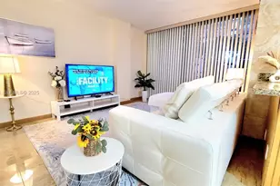 17011 N Bay Rd, Sunny Isles Beach, FL 33160 - Photo 2