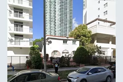 437 NE 30th St #8, Miami, FL 33137 - Photo 1