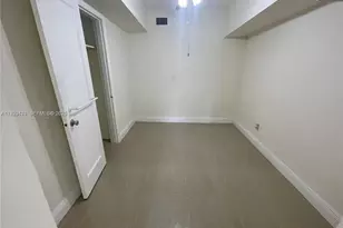 12520 W Randall Park Dr, Miami, FL 33167 - Photo 4