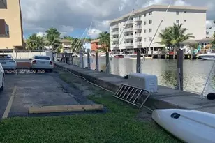 3615 NE 167th St, North Miami Beach, FL 33160 - Photo 18