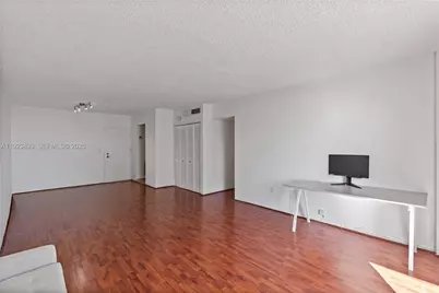 800 West Ave #722, Miami Beach, FL 33139 - Photo 10
