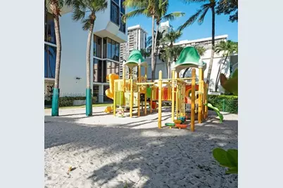 1865 Brickell Ave #A604, Miami, FL 33129 - Photo 18