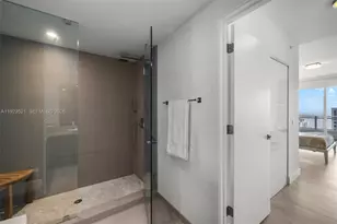 1080 Brickell Ave, Miami, FL 33131 - Photo 32