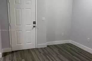 11060 SW 196th St, Cutler Bay, FL 33157 - Photo 10