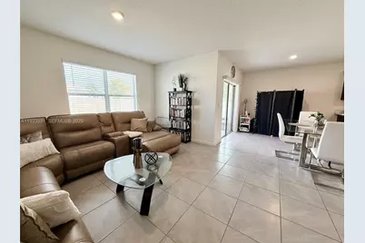 517 SW Lacroix Ave, Port Saint Lucie, FL 34953 - Photo 12