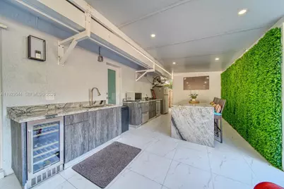 21914 SW 97th Pl, Cutler Bay, FL 33190 - Photo 12