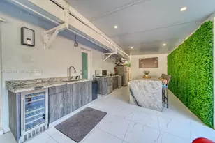 21914 SW 97th Pl, Cutler Bay, FL 33190 - Photo 12