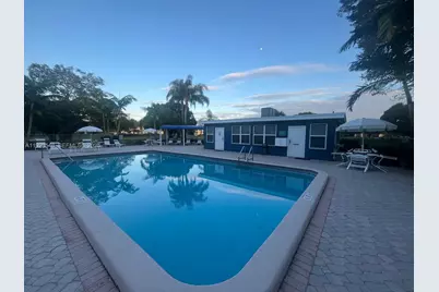 9421 Evergreen Pl #107, Davie, FL 33324 - Photo 32