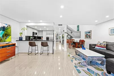 2528 N 38 Ave #D-32, Hollywood, FL 33021 - Photo 4