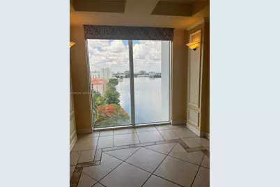 5099 NW 7th St #1005, Miami, FL 33126 - Photo 10