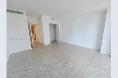 500 Brickell Ave #2608, Miami, FL 33131 - Photo 8
