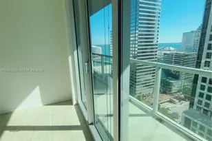 500 Brickell Ave, Miami, FL 33131 - Photo 4