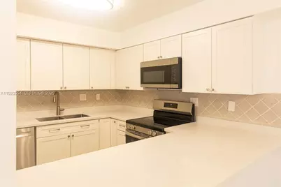 7028 SW 106th Pl #7028, Miami, FL 33173 - Photo 8