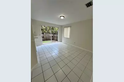 1529 SE 24th Ct #233, Homestead, FL 33035 - Photo 6