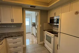 4208 NW 47th Ct, Tamarac, FL 33319 - Photo 8