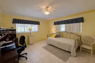 4208 NW 47th Ct, Tamarac, FL 33319 - Photo 8