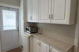 4208 NW 47th Ct, Tamarac, FL 33319 - Photo 12