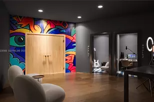 218 SE 7th St, Hallandale Beach, FL 33009 - Photo 10