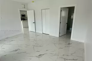 580 SW 10th Ave, Homestead, FL 33030 - Photo 8
