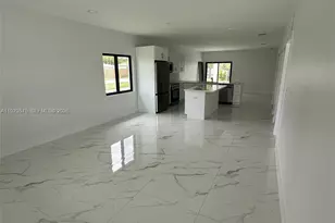 580 SW 10th Ave, Homestead, FL 33030 - Photo 6