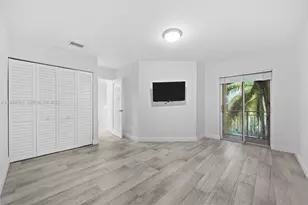 1240 Weeping Willow Way, Hollywood, FL 33019 - Photo 26