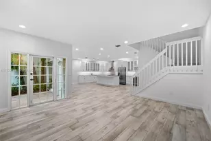 1240 Weeping Willow Way, Hollywood, FL 33019 - Photo 6