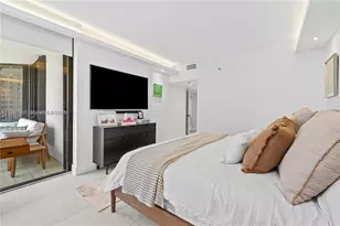 520 Brickell Key Dr, Miami, FL 33131 - Photo 12